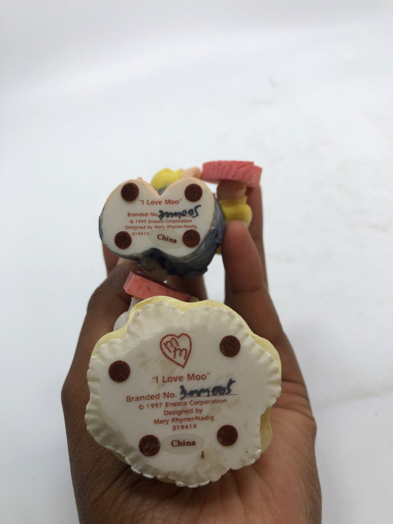 2PC "I LOVE MOO" MARY MOOMOOS FIGURINE.