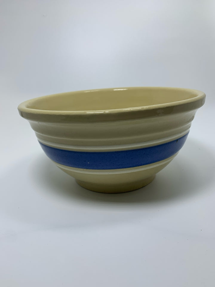 VTG WATT OVEN WARE BOWL W/ BLUE/WHITE STRIPES.