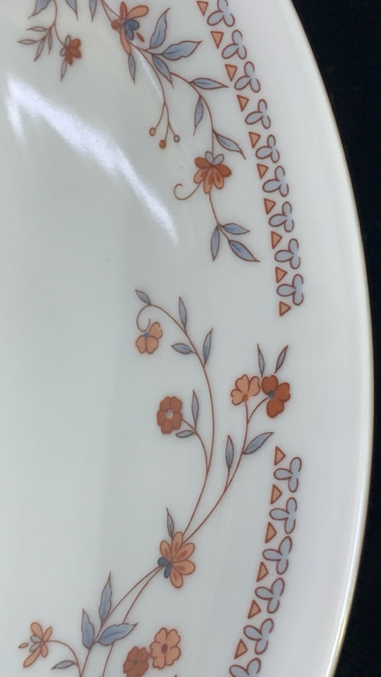 DYNASTY FINE CHINA COPENHAGEN PRINT SERVING BOWL.