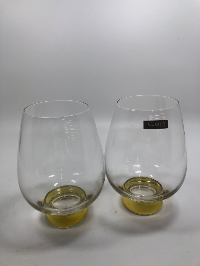 2 GLASS GOLD BOTTOM WINE GLASSES IN BOX.