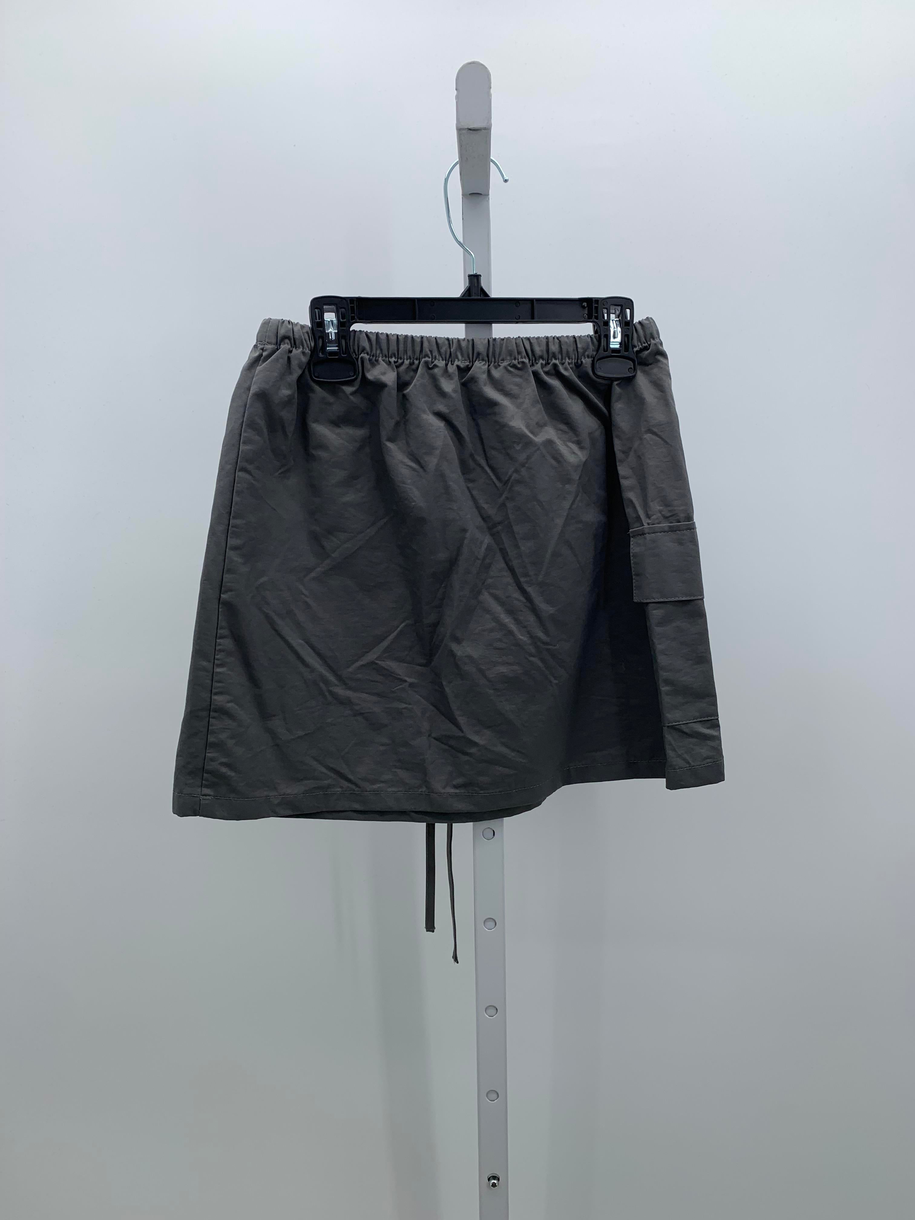 Size X Small Juniors Skirt