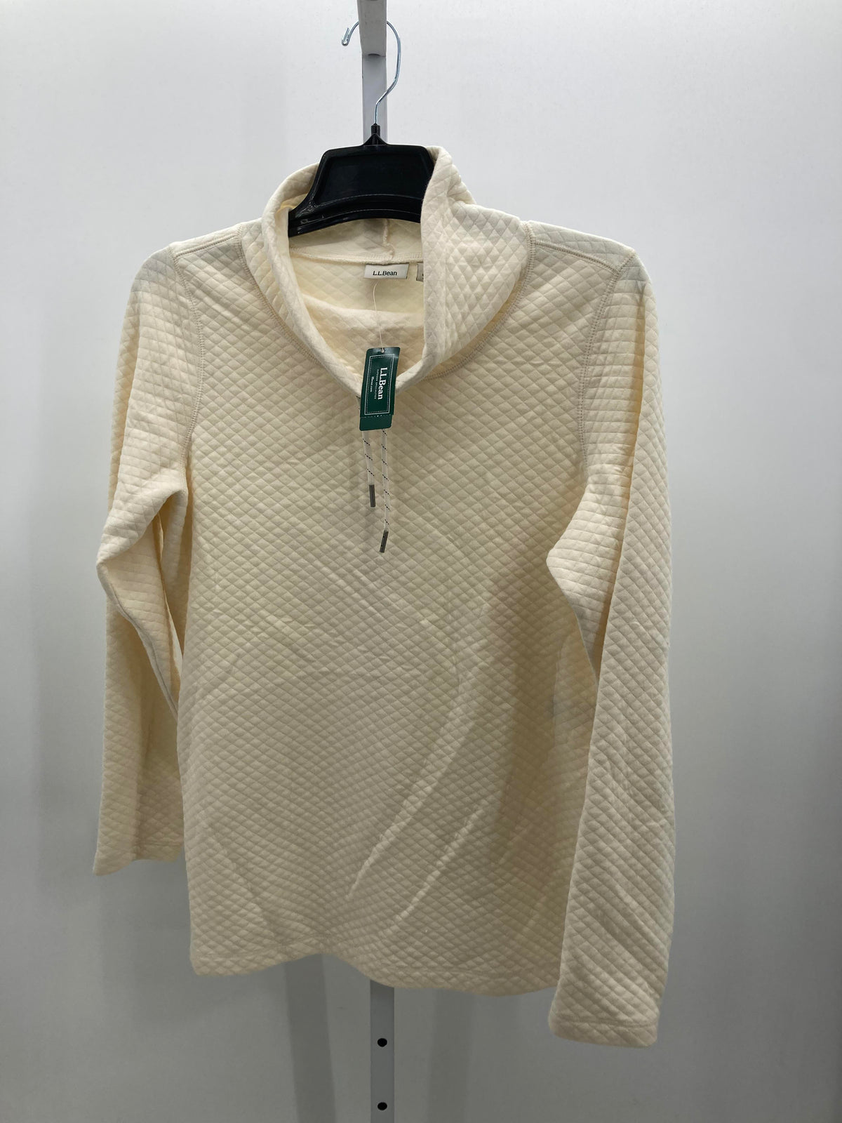 LL Bean Size Medium Misses Long Sleeve Shirt
