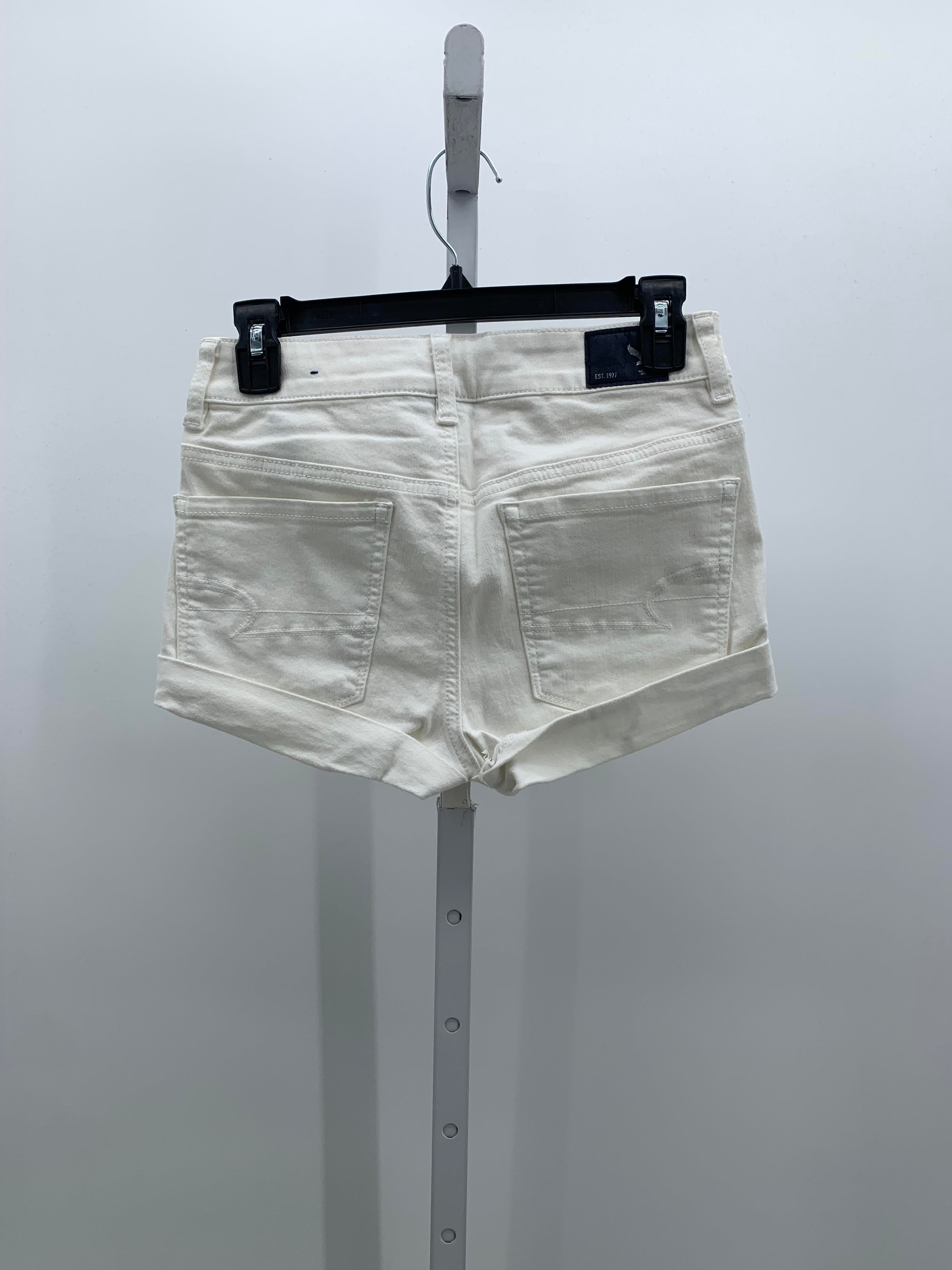 American Eagle Size 2 Juniors Shorts