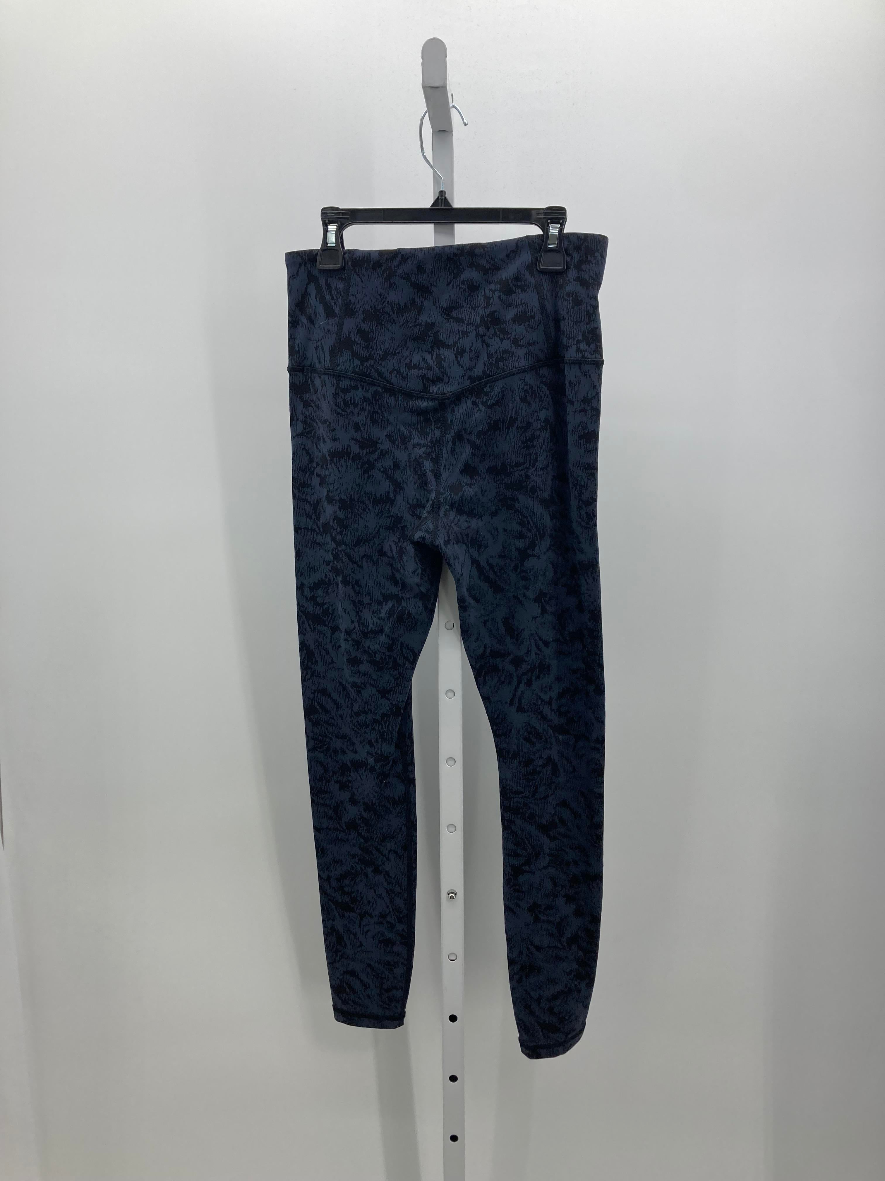 Athleta Size Medium Misses Leggings