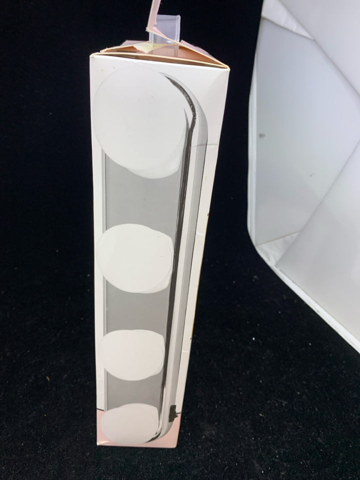 NIB PORTABLE SUCTION LIGHTS.