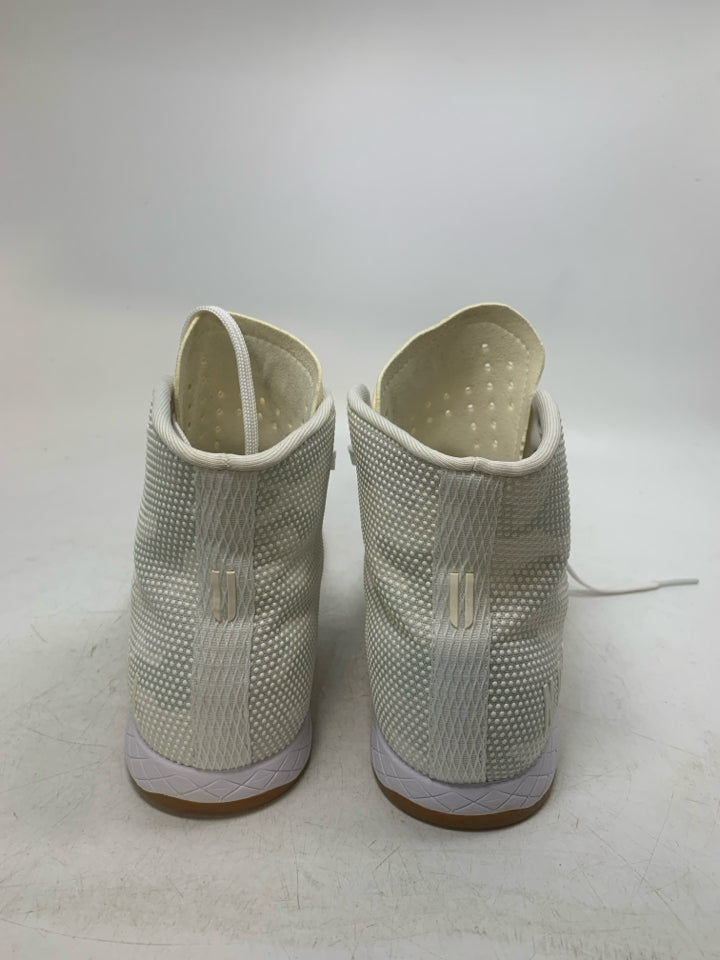 Nobull High Top Outwork Trainer Shoes (Men-7, Women-8.5)