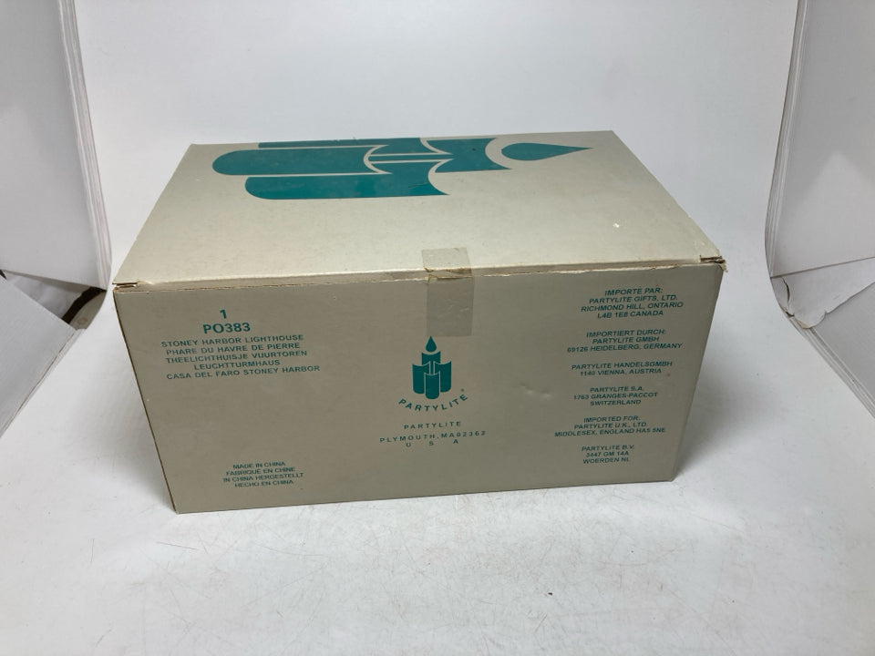 IN BOX LARGE STONEY HARBOR LIGHTHOUSE PO383 TEA LIGHT HOLDER.