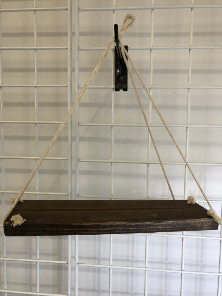 BOHO WOOD HANGING SHELF.