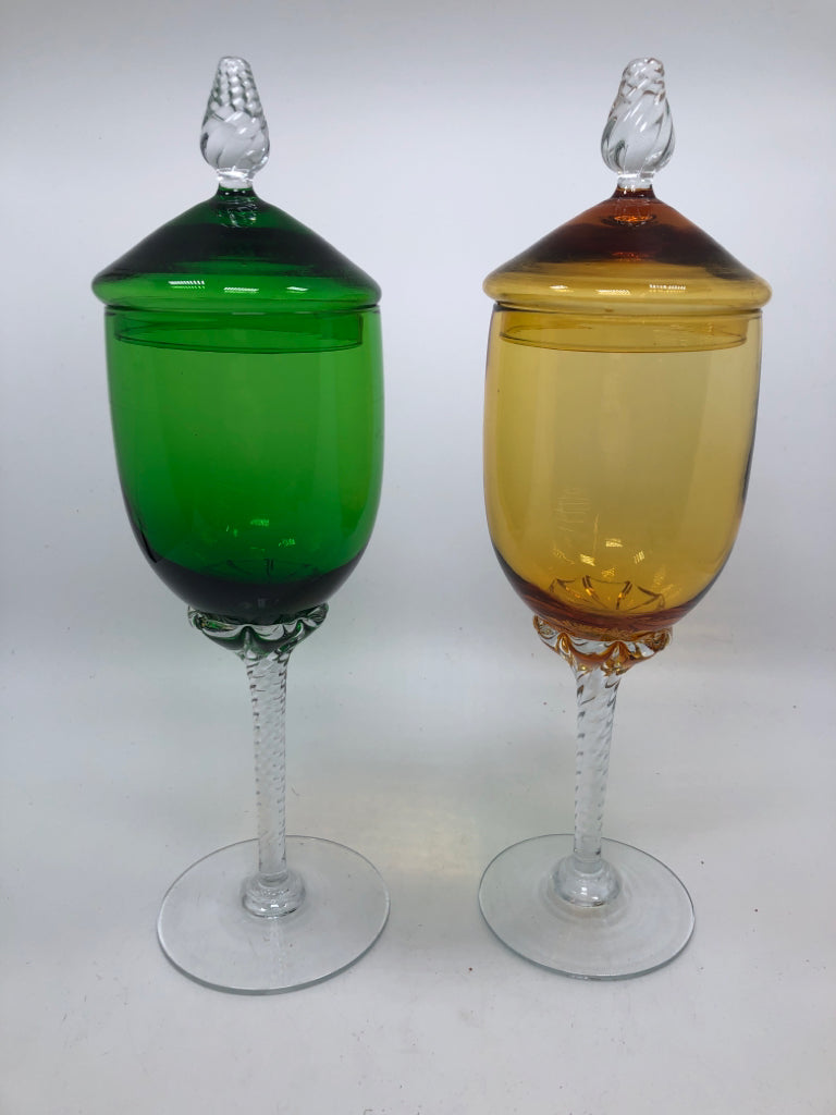 2 COVERED CANDY/ SERVING GREEN+YELLOW.