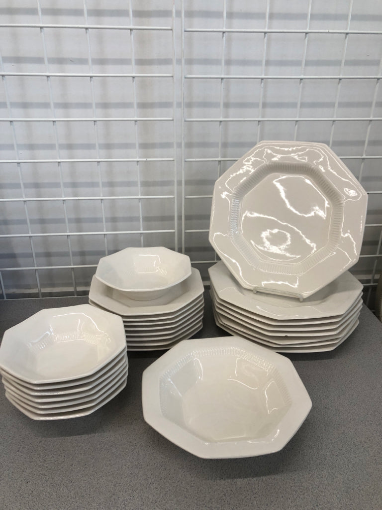 24PC OCTOGONAL DINNER SET- SVC 8+.