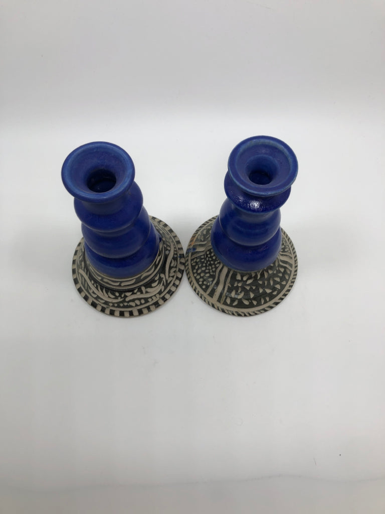 2 COBALT BLUE CANDLESTICKS W/BLACK ETCHED DOTS.