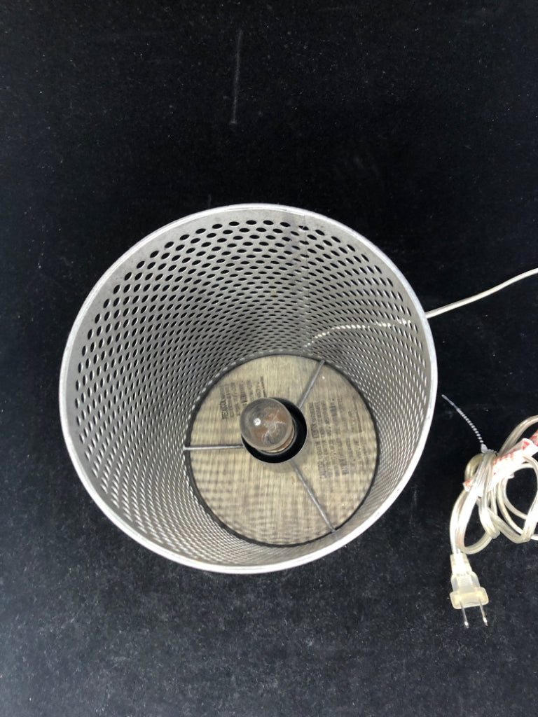 GREY CYLINDER PIERCED METAL LAMP.