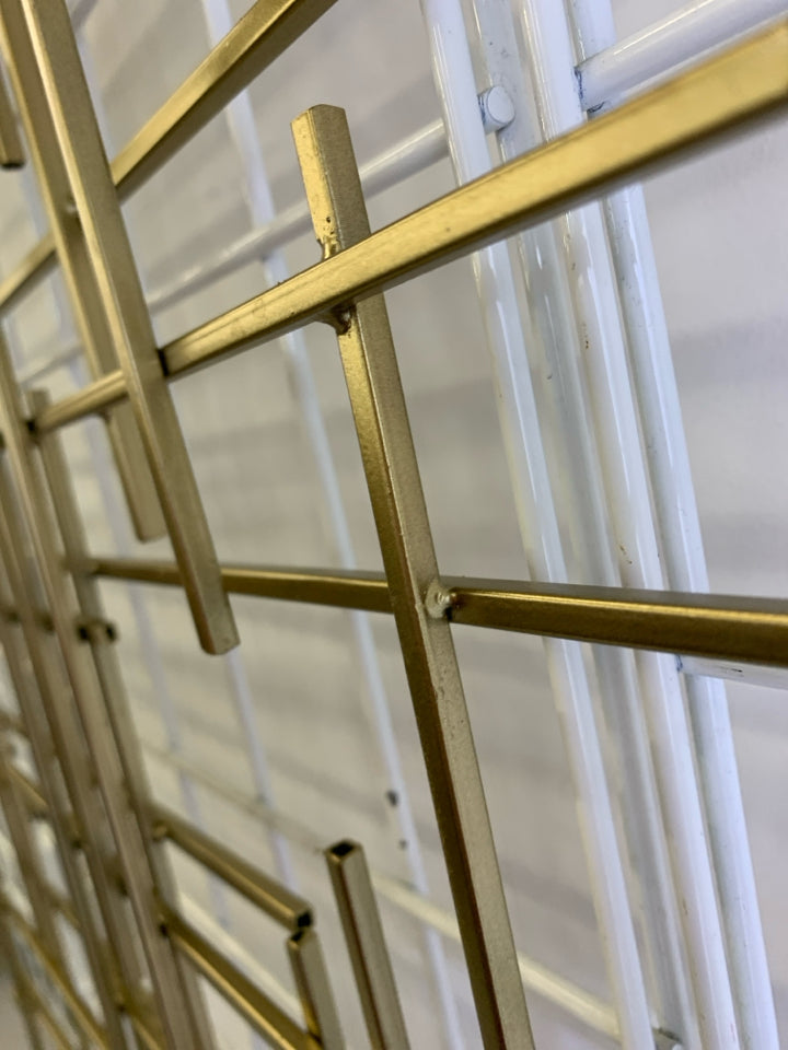 GOLD ABSTRACT WALL HANGING.