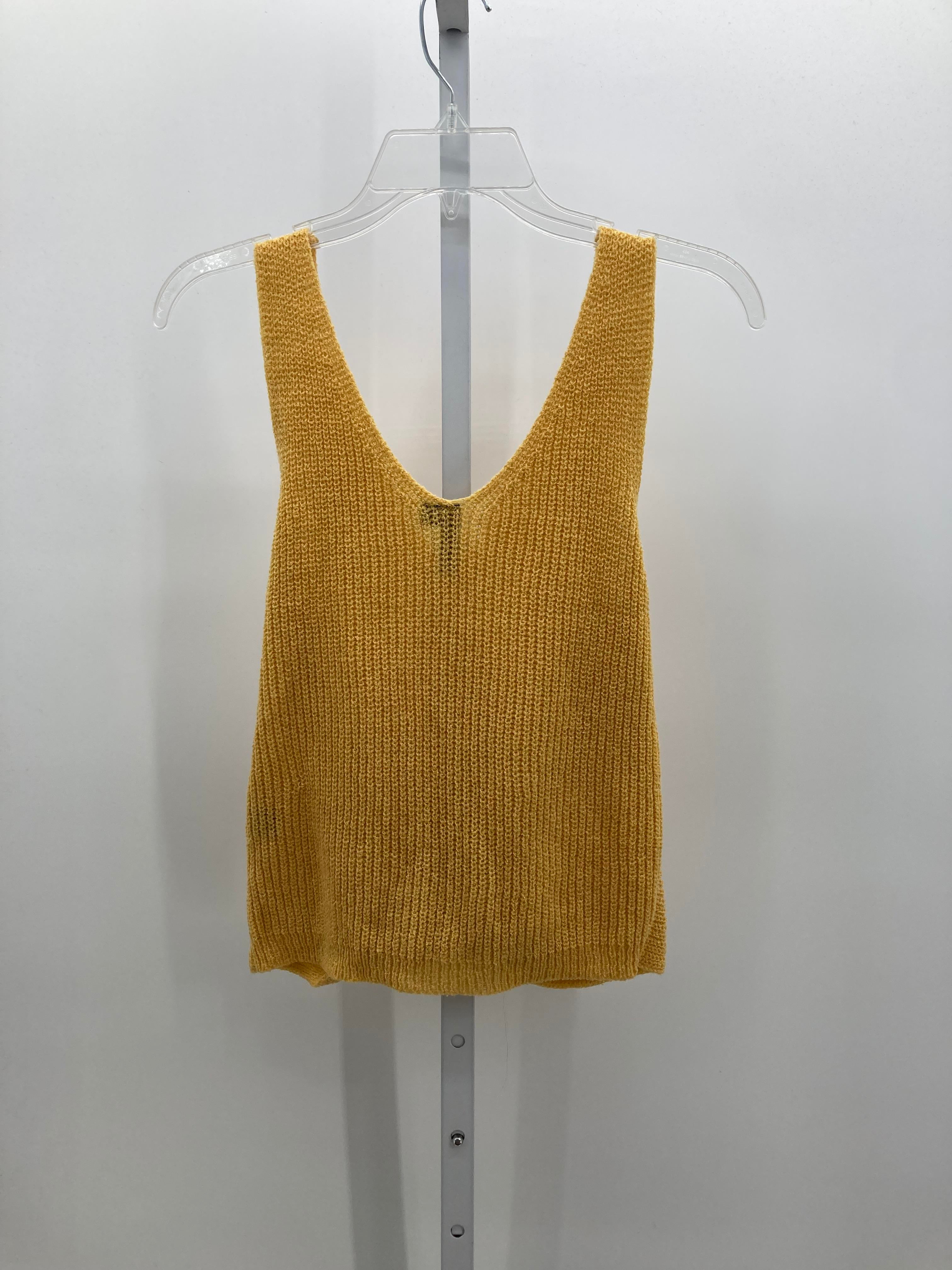 Size Medium Juniors Tank