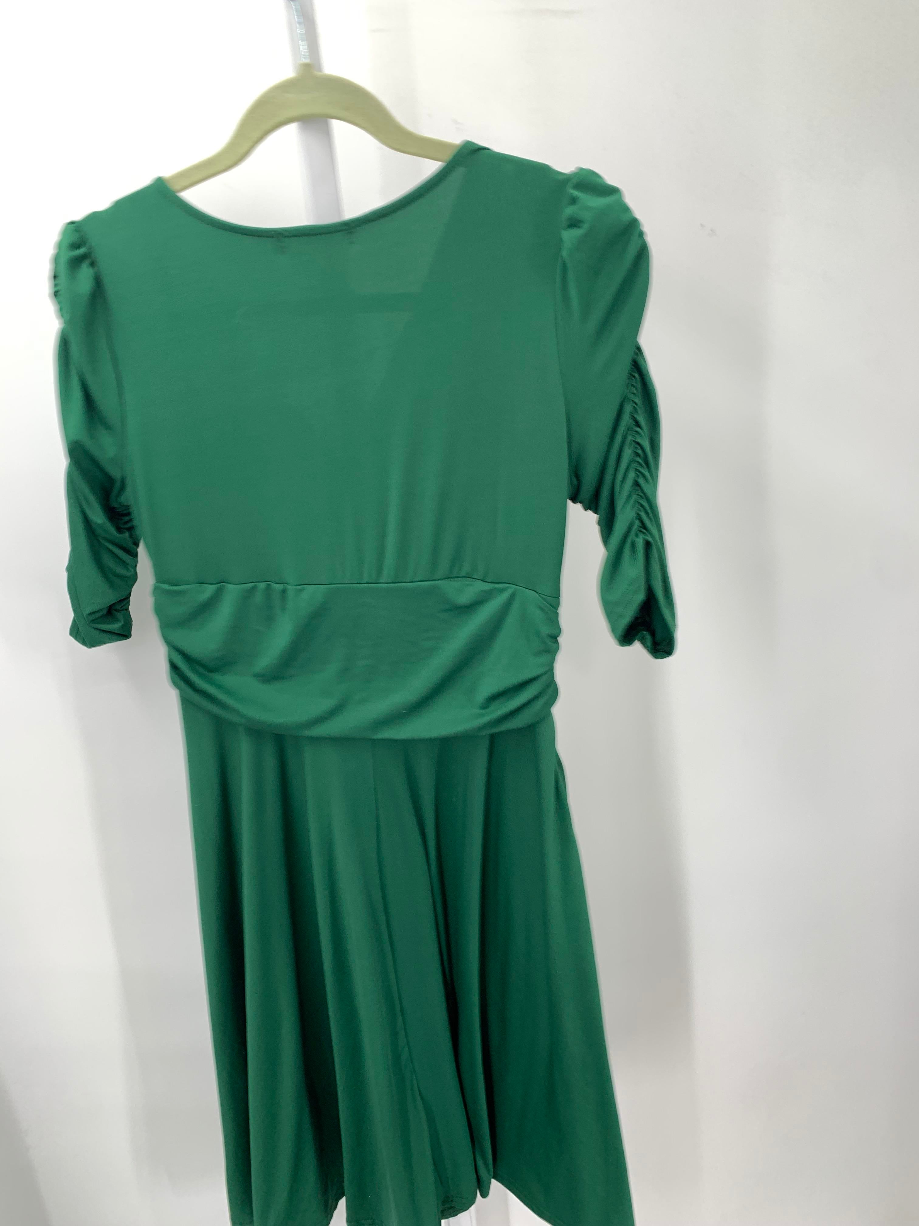 Size Medium Juniors Short Sleeve Dress