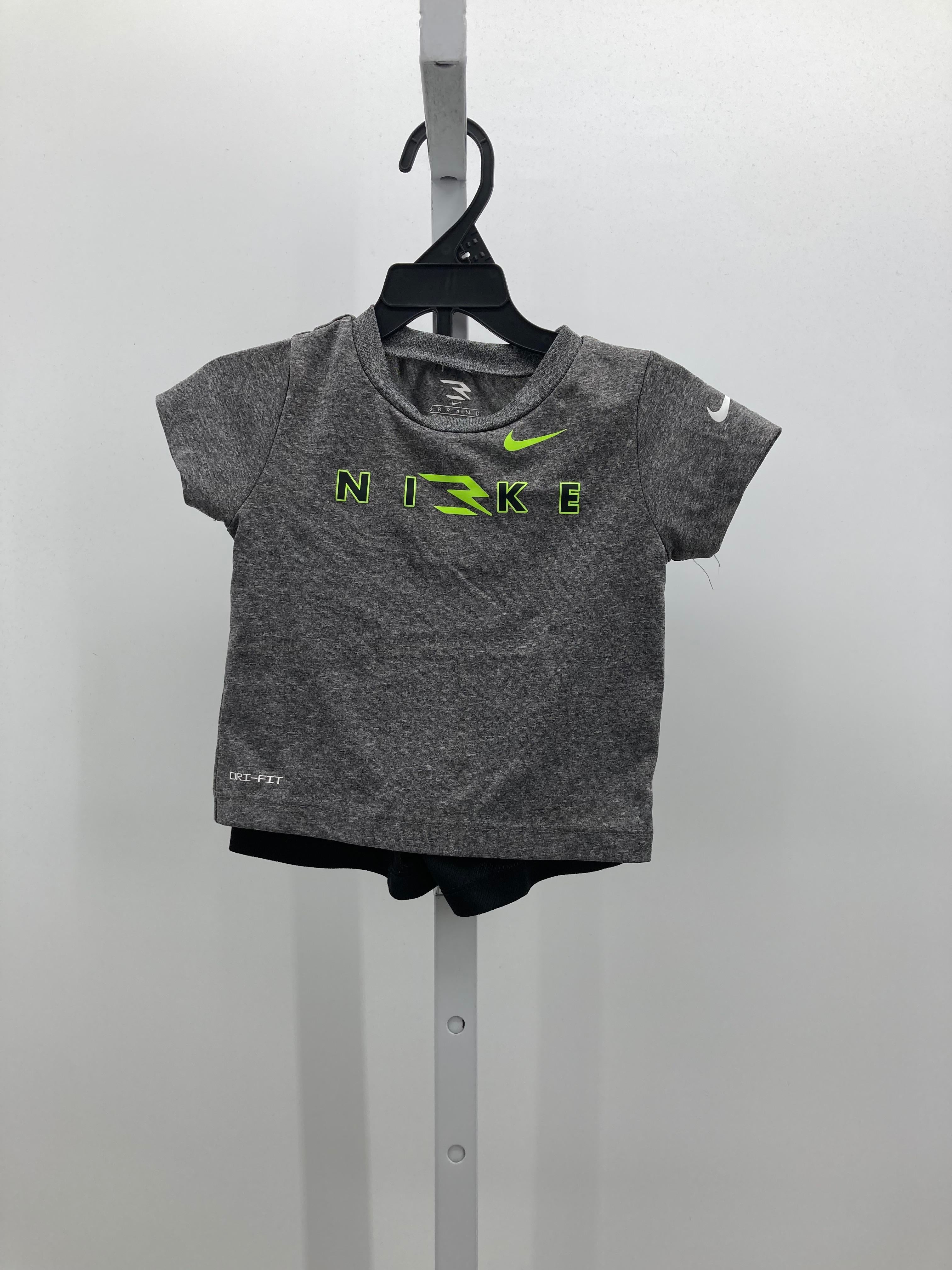 ACTIVE WEAR SHIRT AND SHORTS