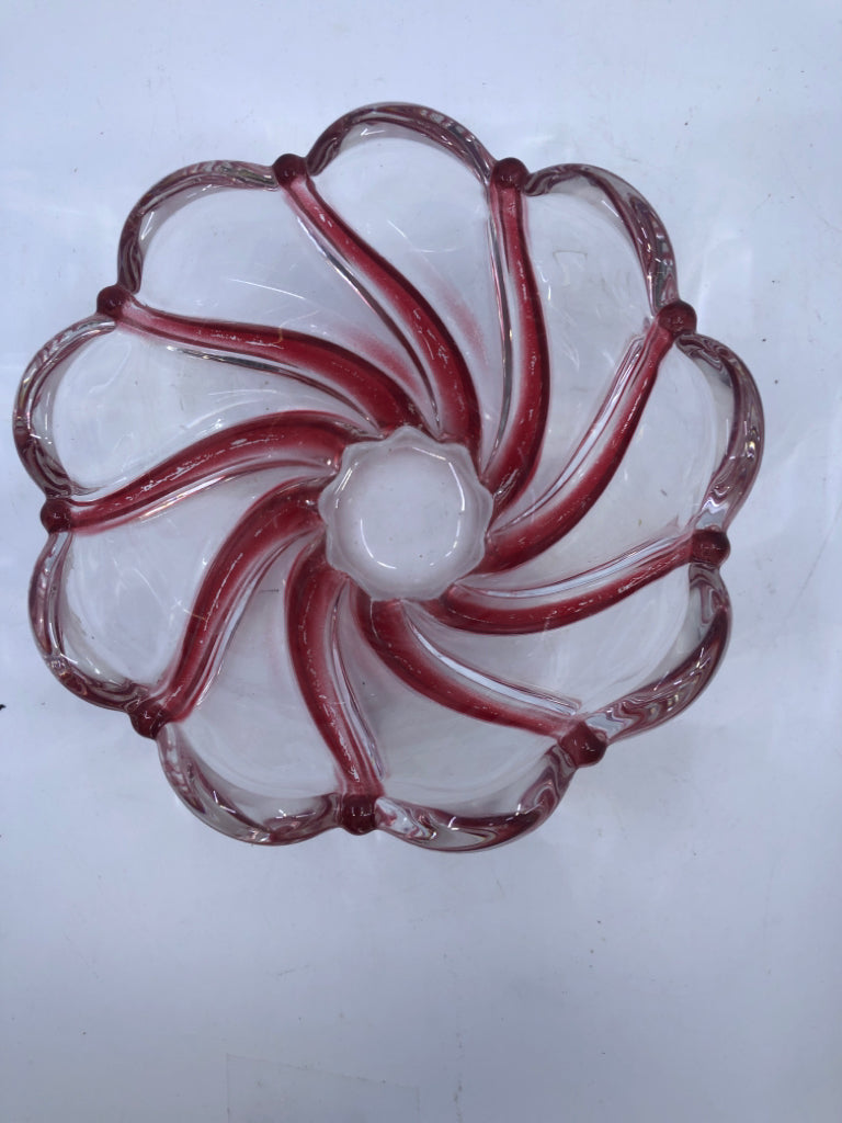SCALLOP EDGE CLEAR GLASS W/RED BOWL.