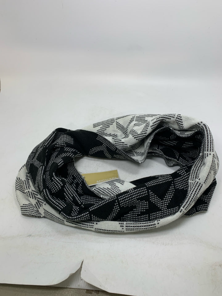 Michael Kors Black/White Monogram Reversible Infinity Scarf- NWT