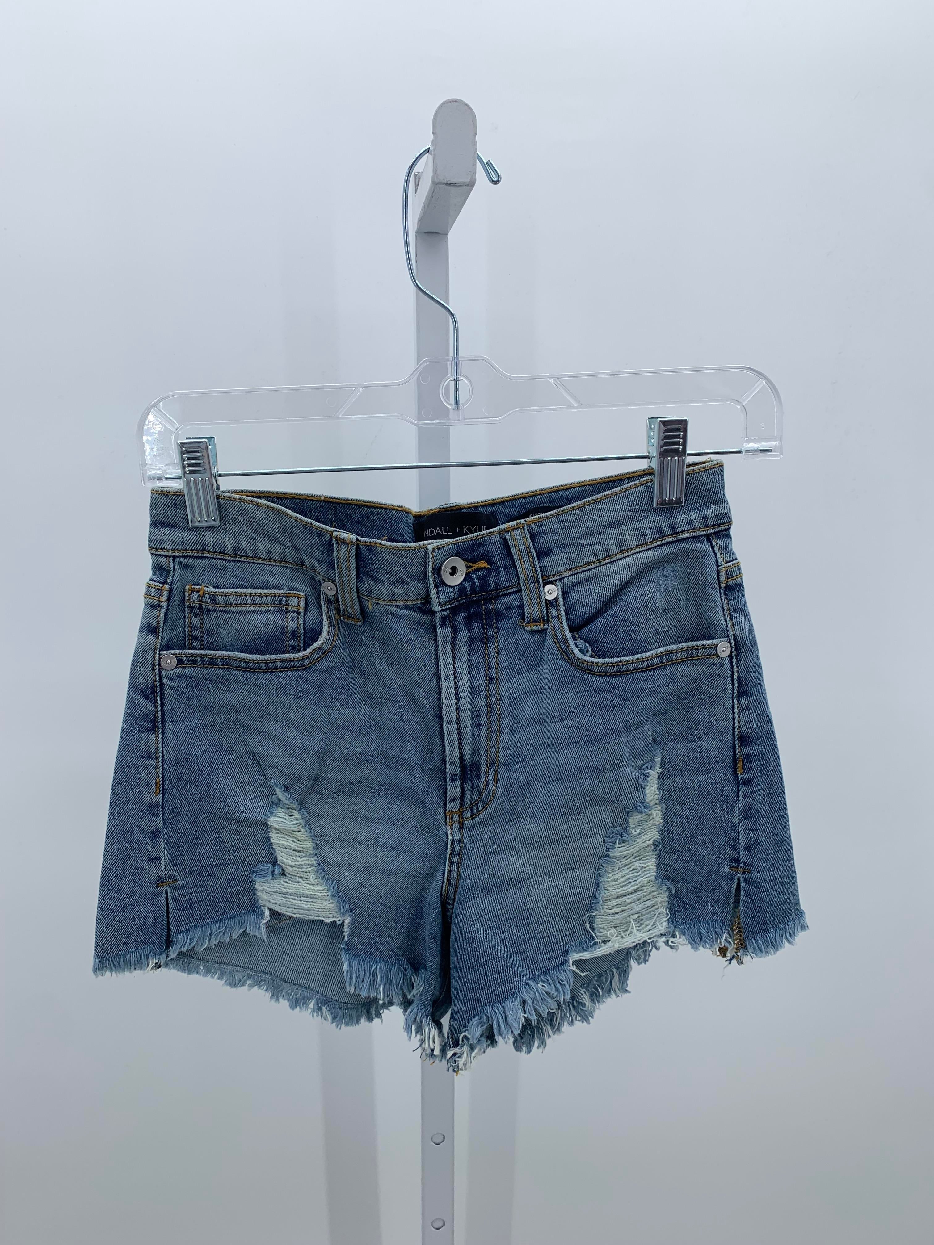 Kendall & Kylie Size 4 Juniors Shorts