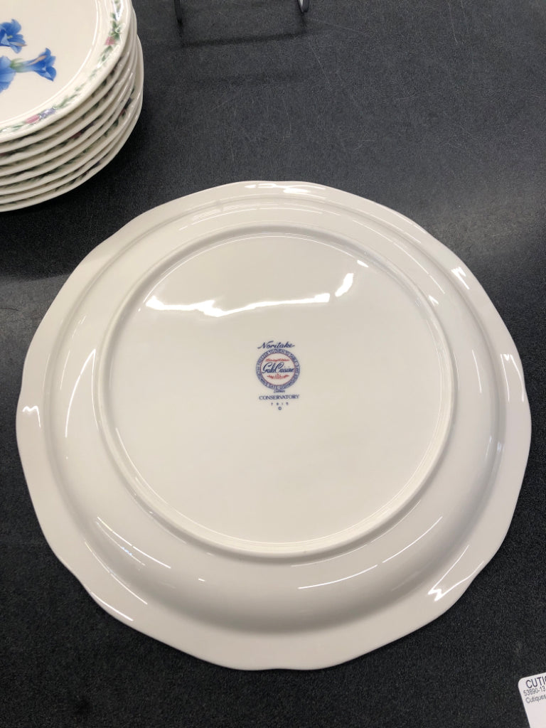 40PC NORITAKE BERRIES/FLORALS DINNER SET SRVC FOR 8.