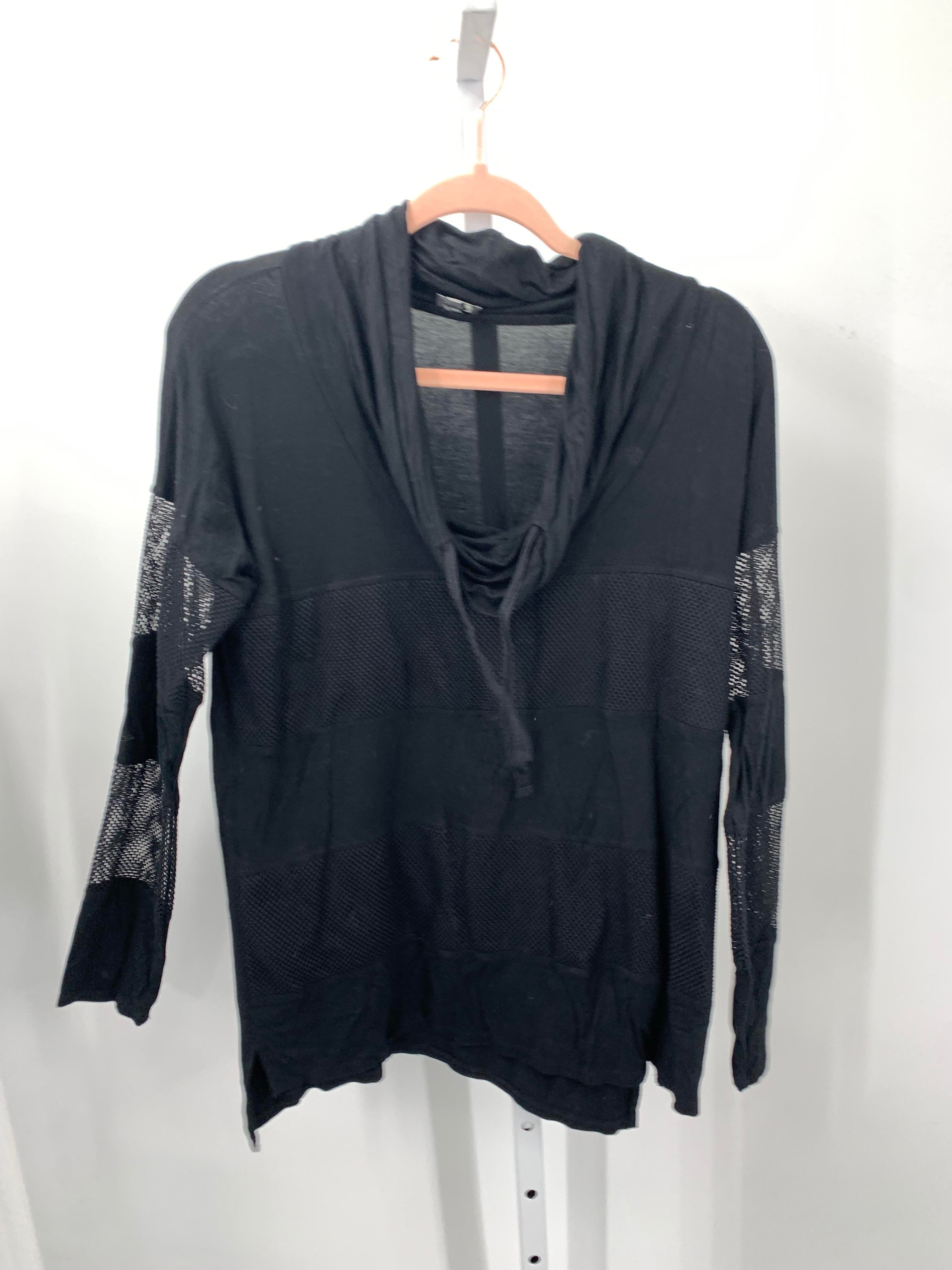 Cable & Gauge Size Medium Misses Long Sleeve Shirt