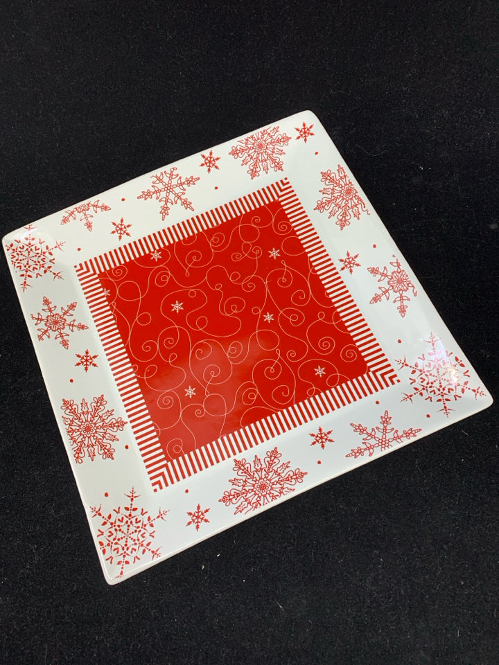 NIB SNOWFLAKE CERAMIC PLATTER.