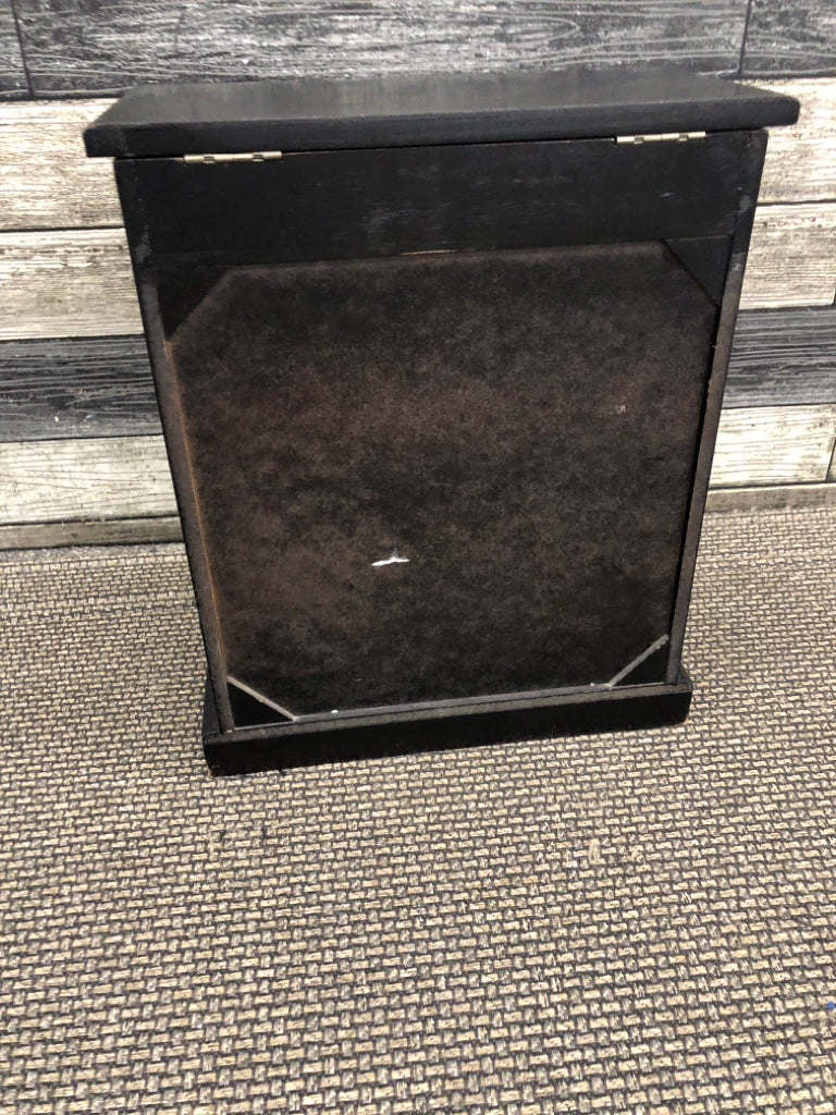 DK WOOD JEWELRY BOX W/FLIP LID 5 DRAWERS.