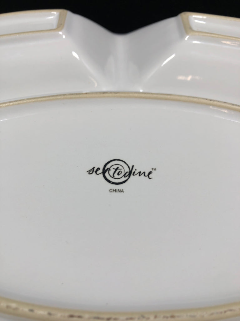 SET-TO-DINE DIVIDED WHITE SERVING TRAY.