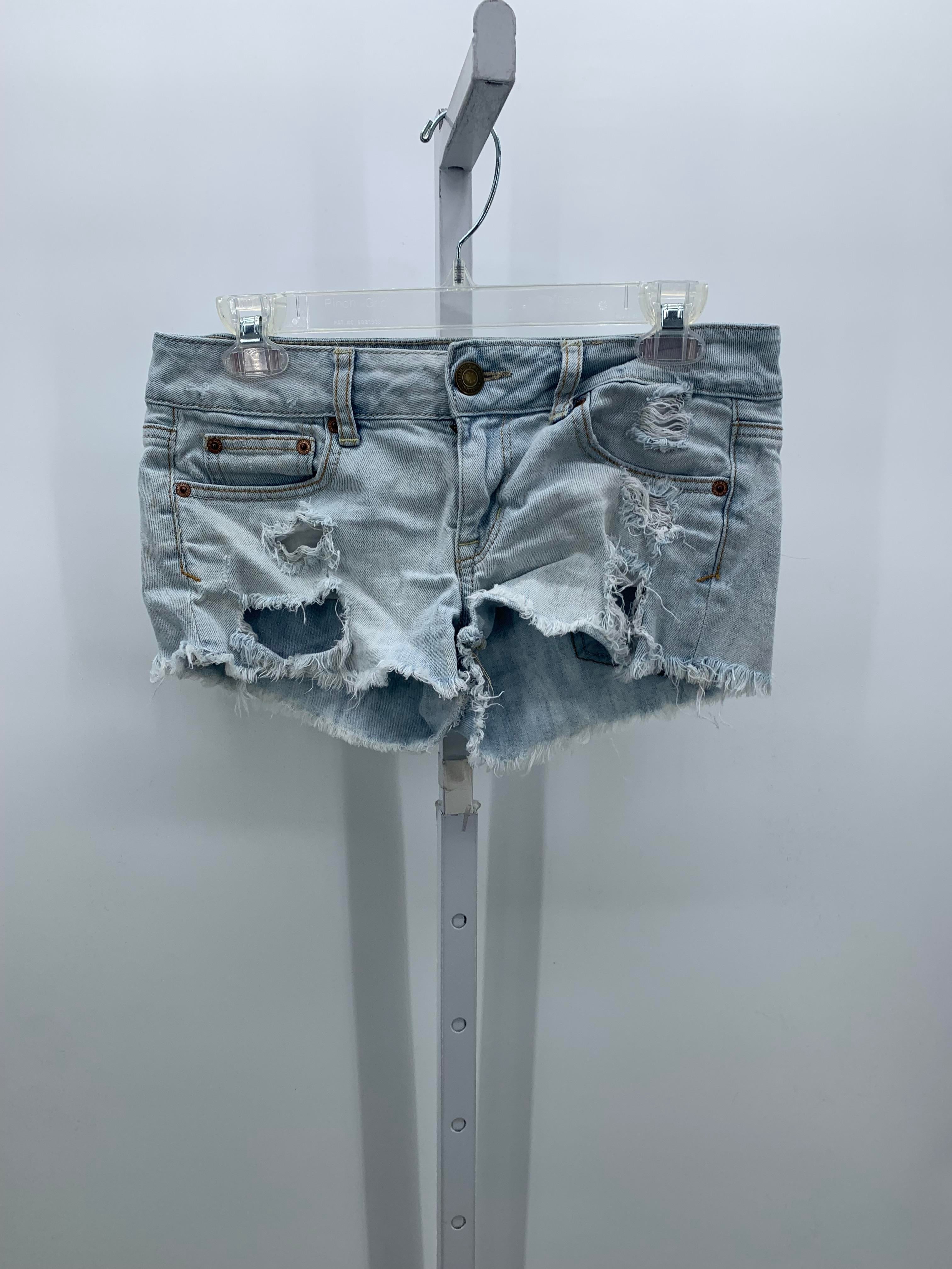 American Eagle Size 4 Juniors Shorts