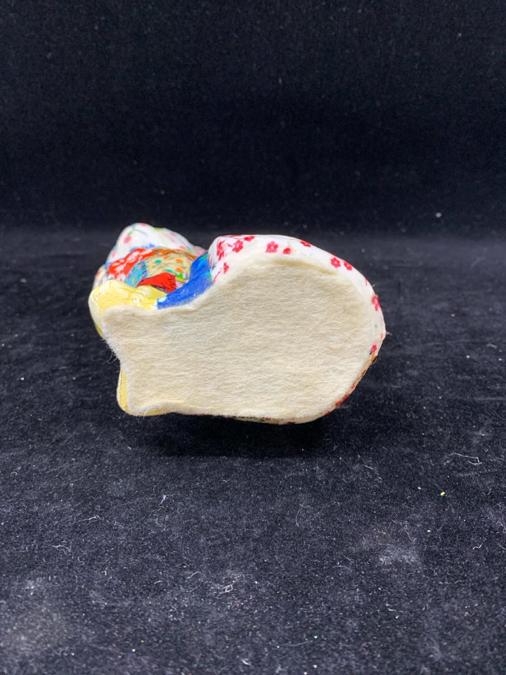 RESIN PATCHWORK PATTERN KITTY.