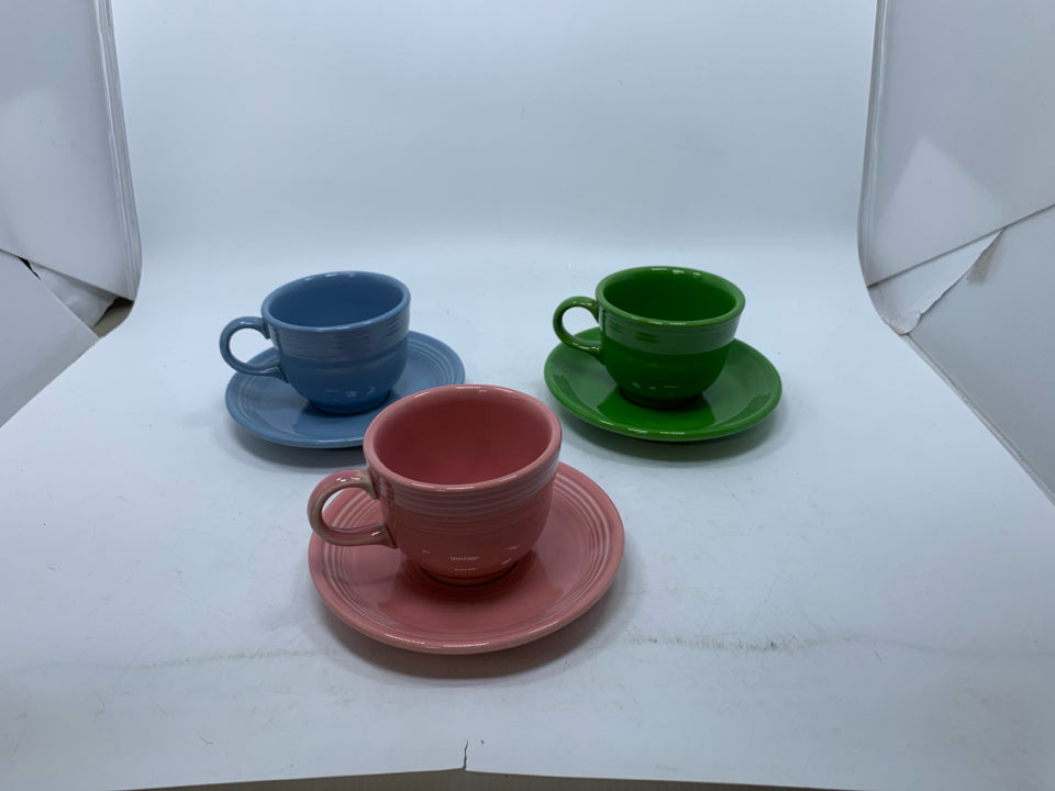 6PC SVC 3 ASSORTED COLORS TEACUPS & SAUCERS.