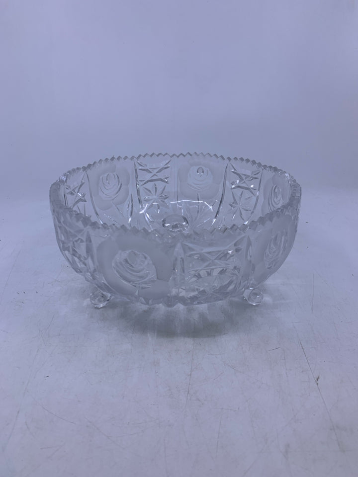 HEAVY CRYSTAL FOOTED BOWL W/ FROSTED ROSES SAWTOOTH EDGE.