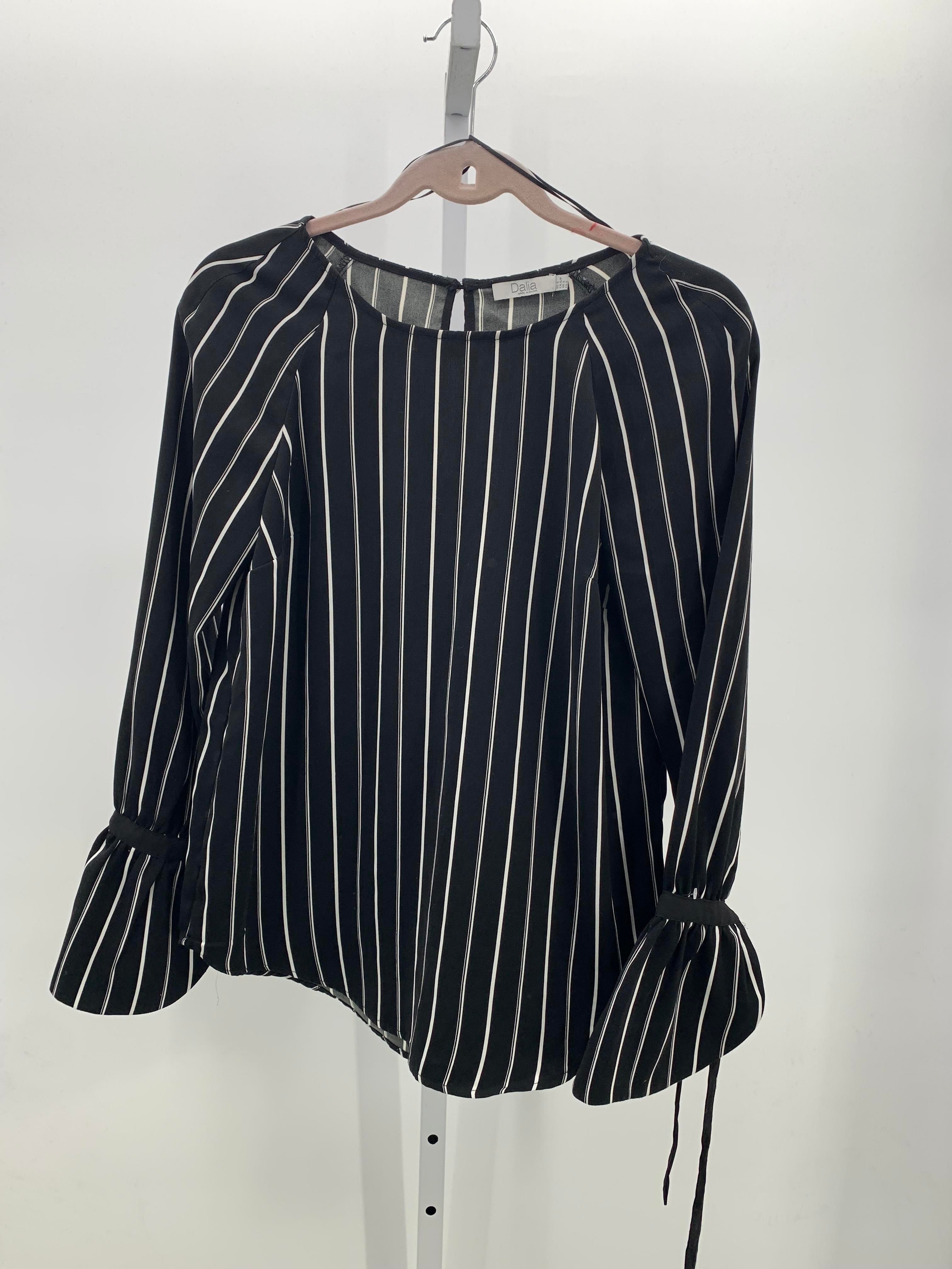 Dalia Collection Size Small Misses Long Sleeve Shirt