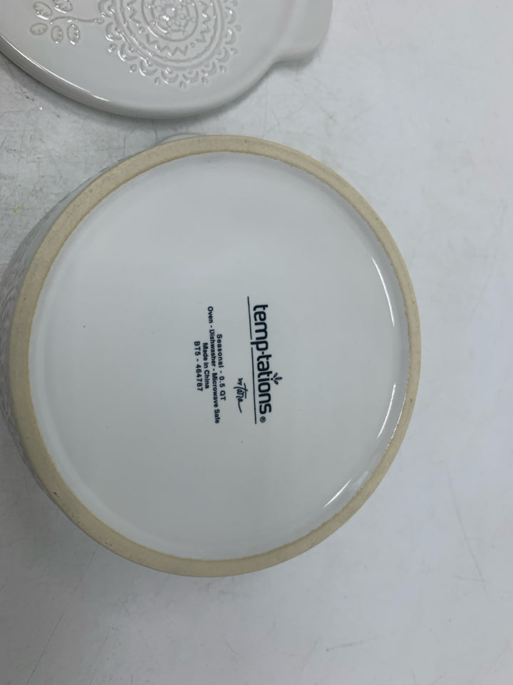 COVERED SMALL CASSEROLE.