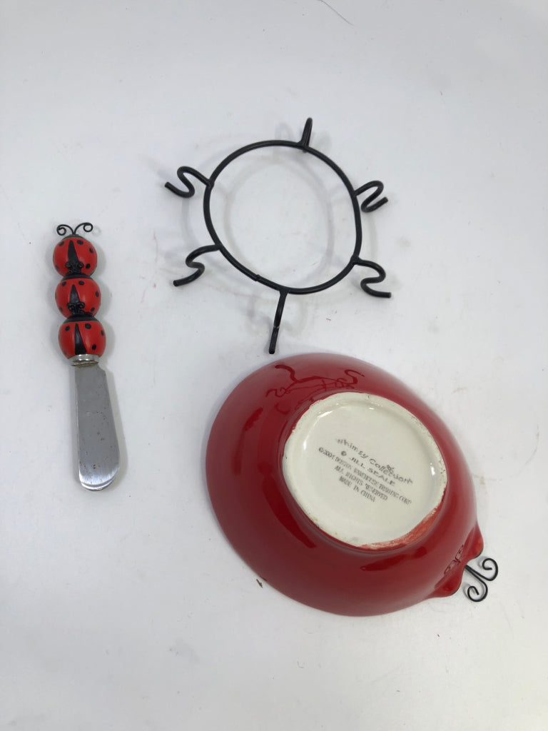 3PC LADYBUG DIP DISH W/LEG STAND & KNIFE SPREADER JILL SEALE.