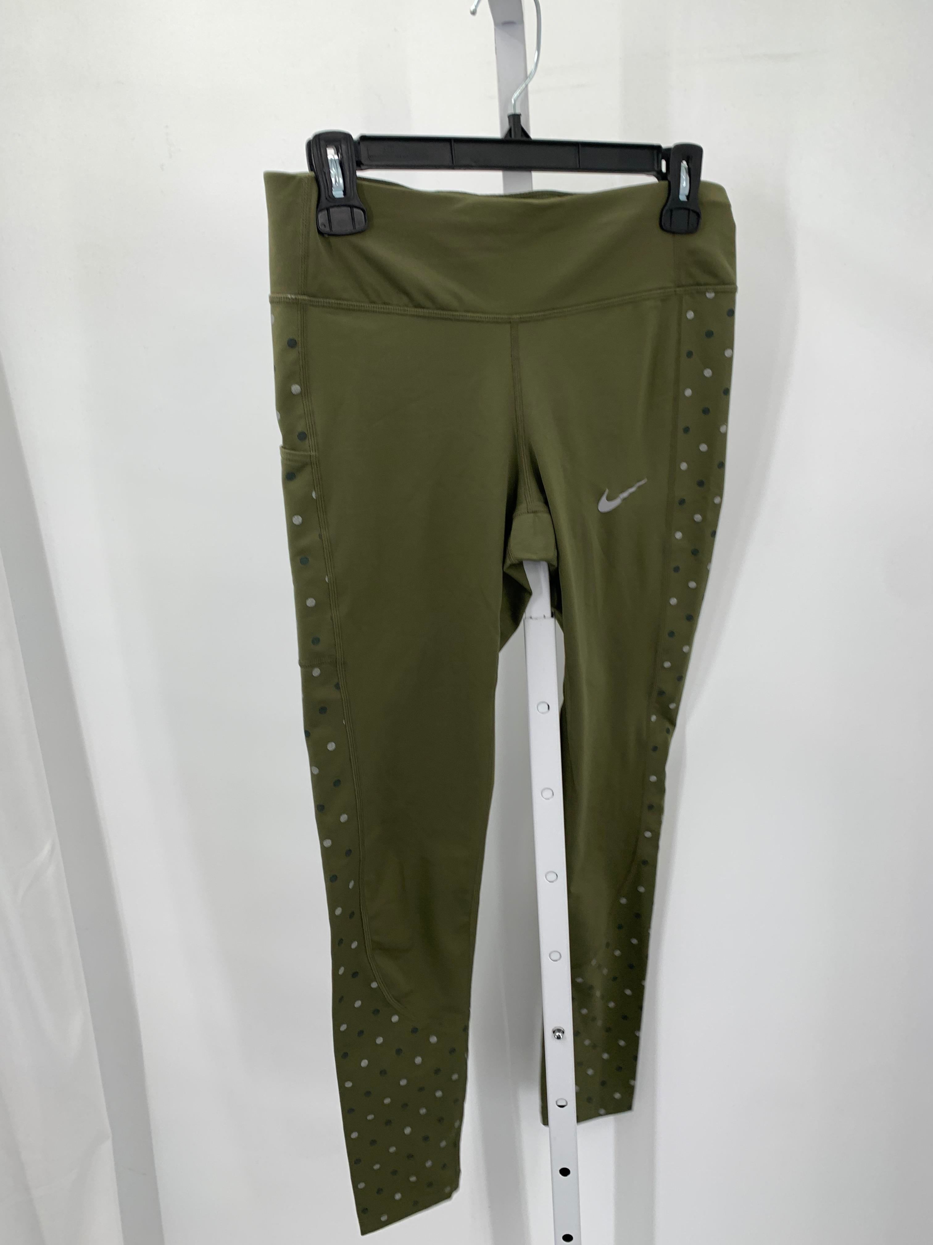 Nike Size Medium Misses Leggings