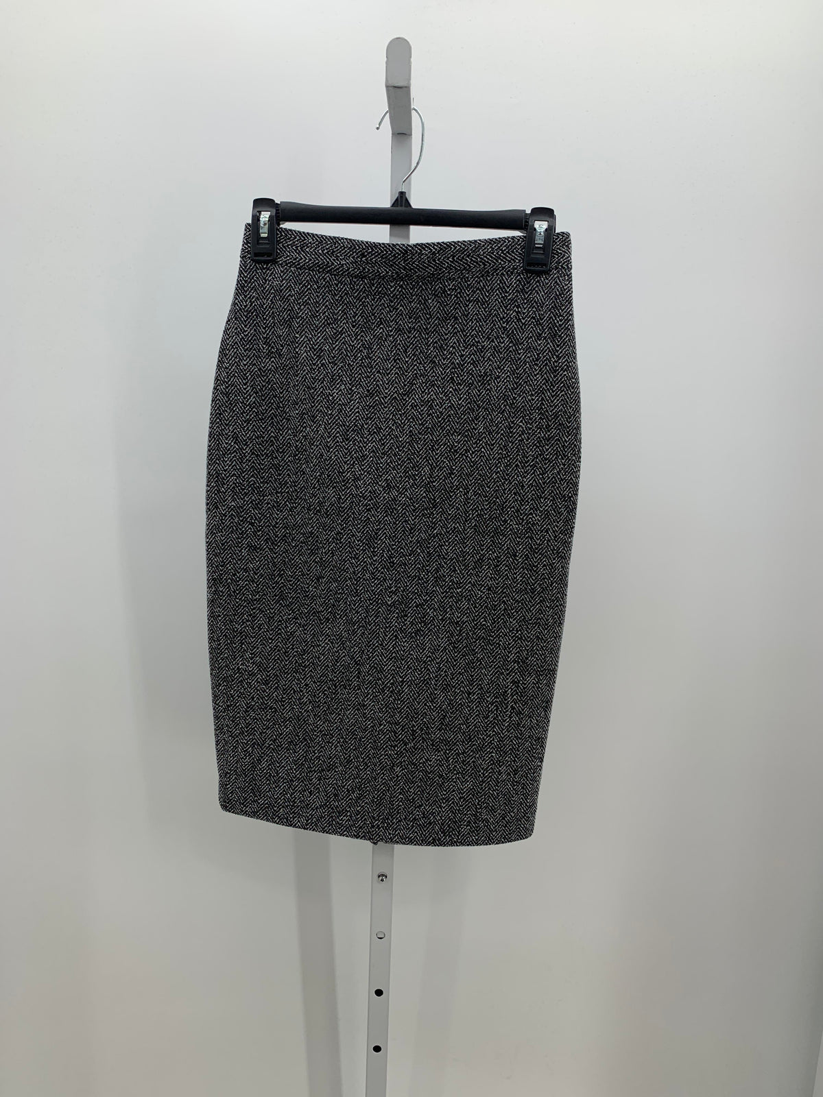 Banana Republic Size 0 Misses Skirt