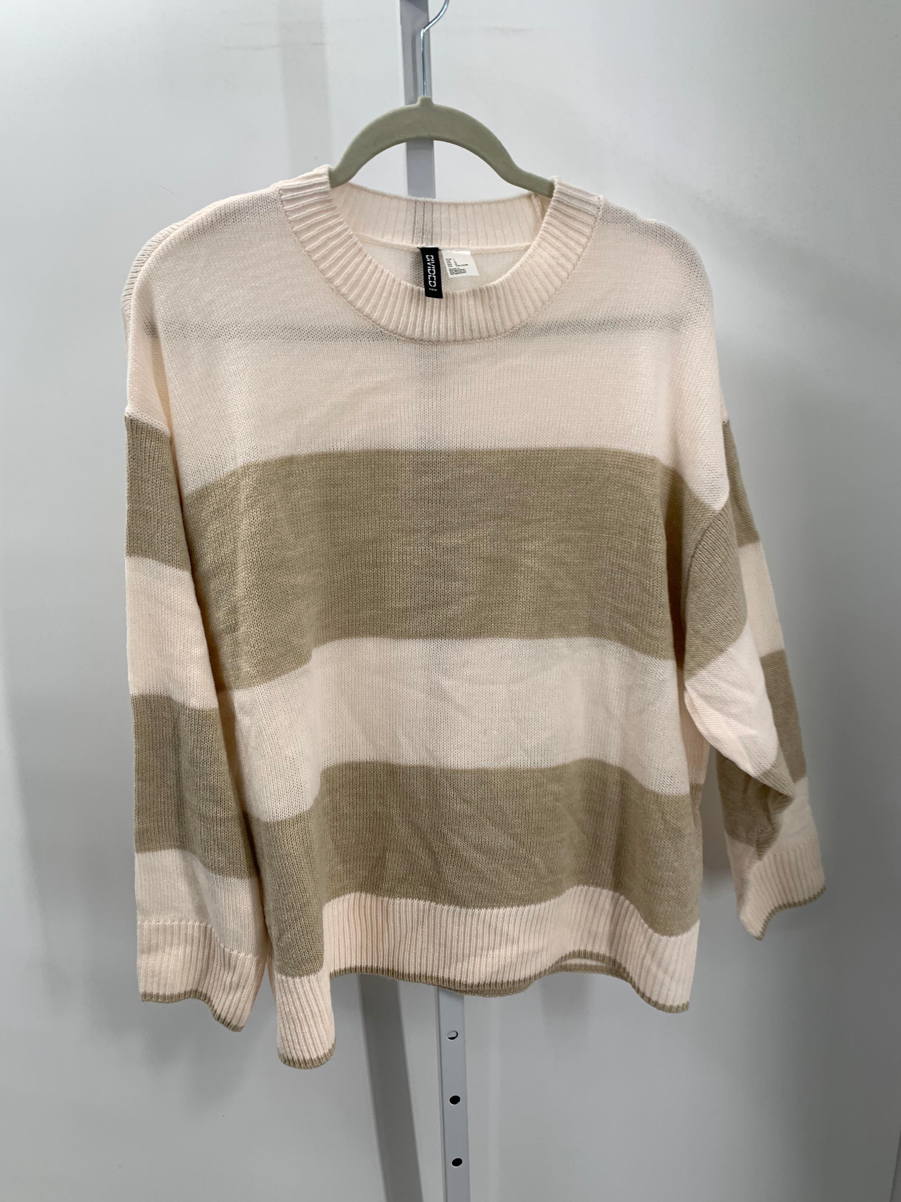 Divided Size Large Juniors Long Sleeve Sweater