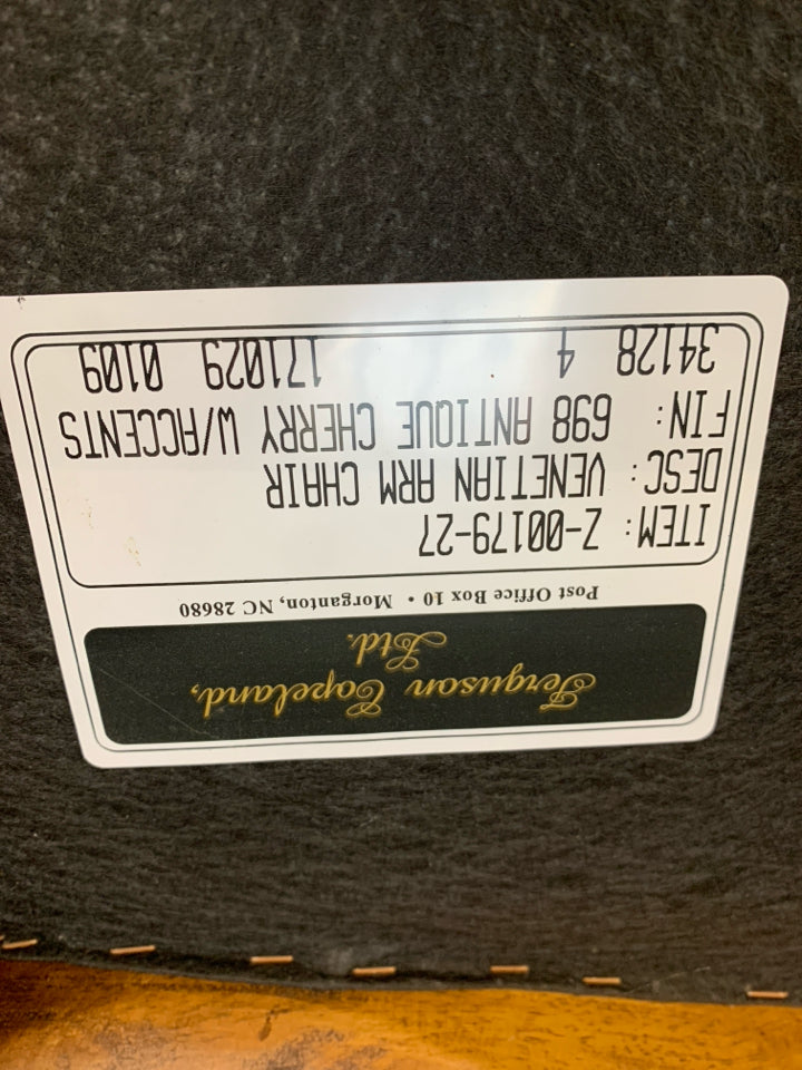 VTG CHIPPENDALE-STYLE CARVED WOOD ARMCHAIR W/CREAM&GOLD UPHOLSTERED SEAT.