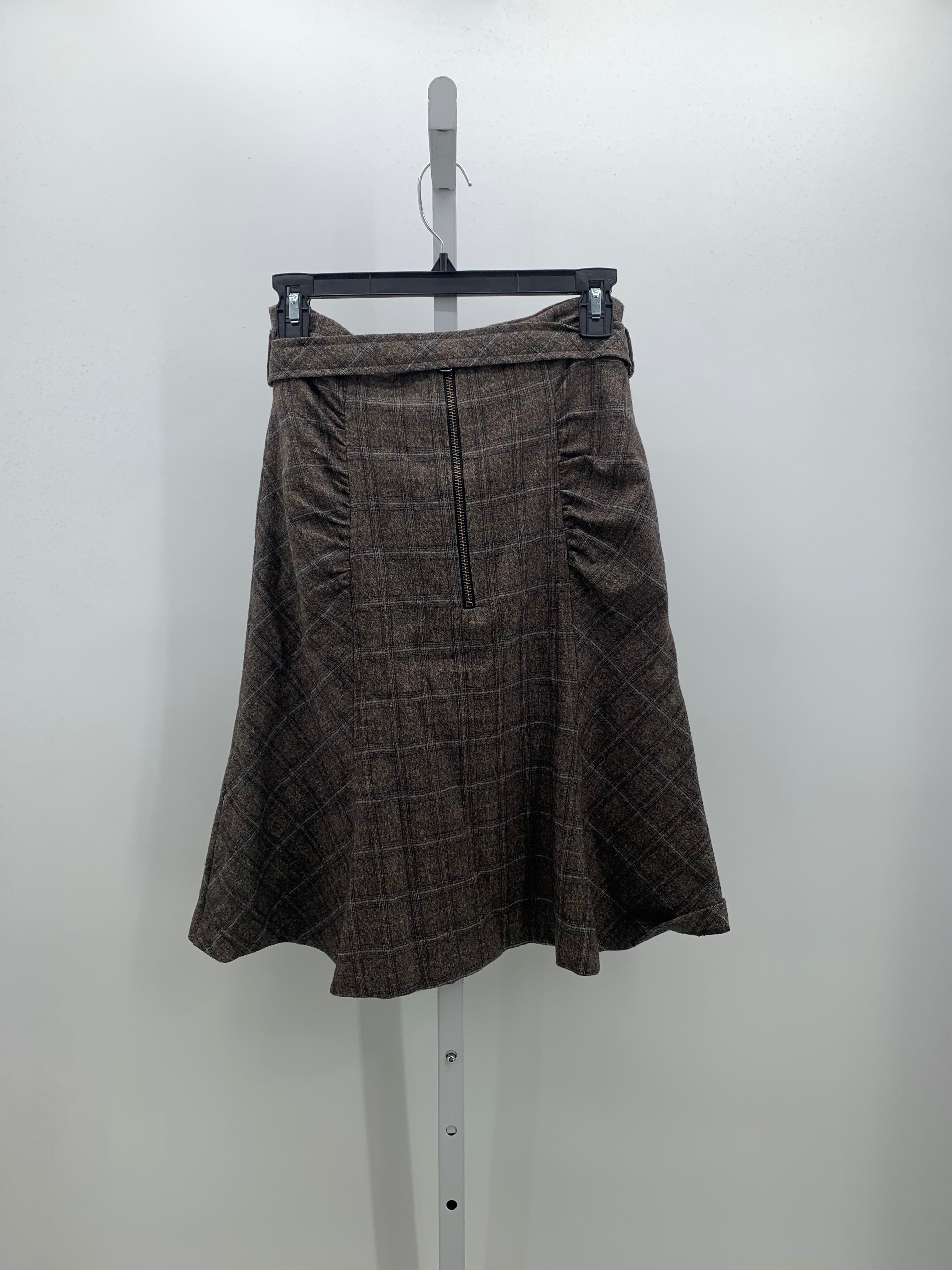Nannette Size 4 Misses Skirt