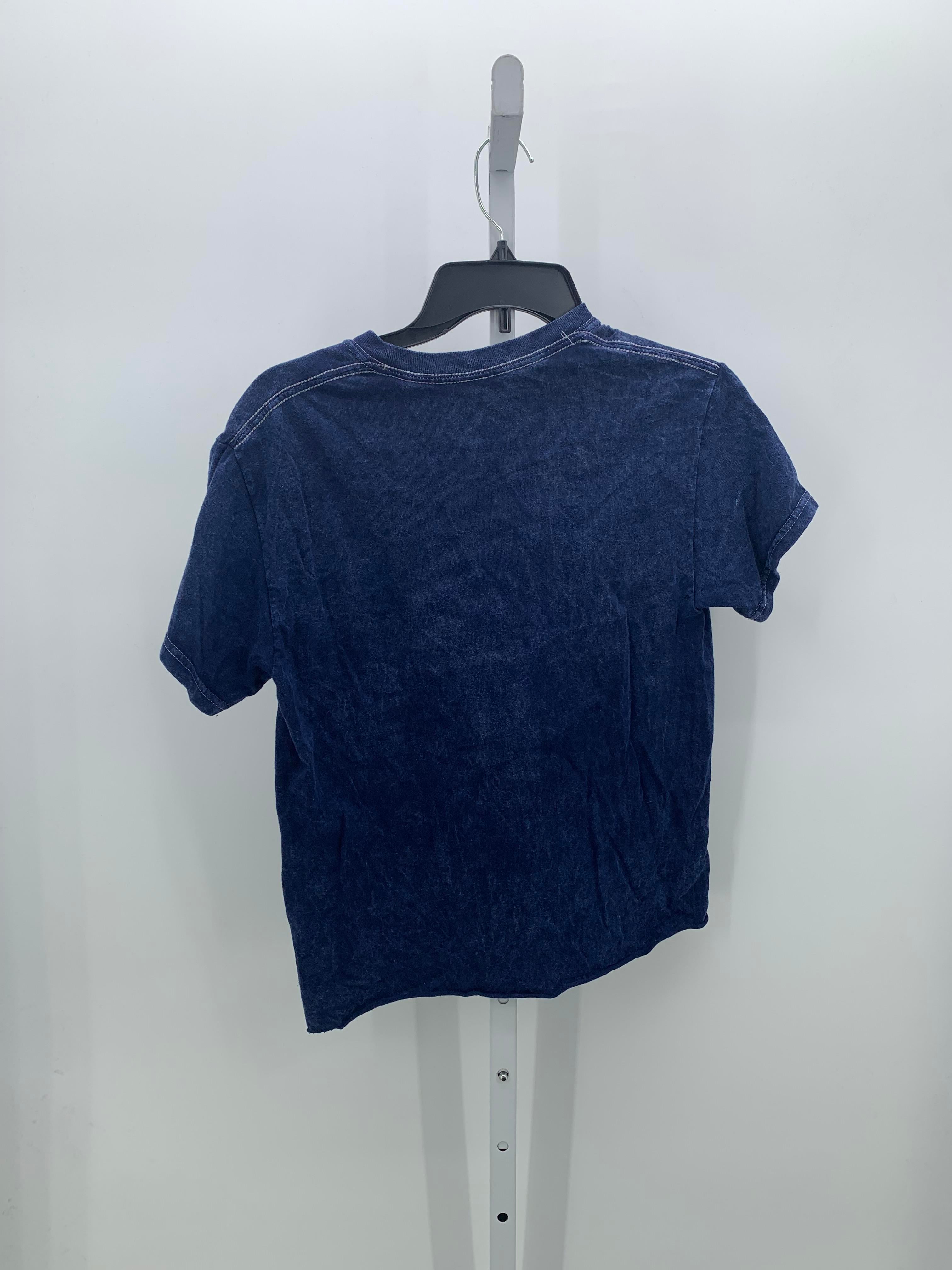 Size Small Juniors Short Sleeve Shirt