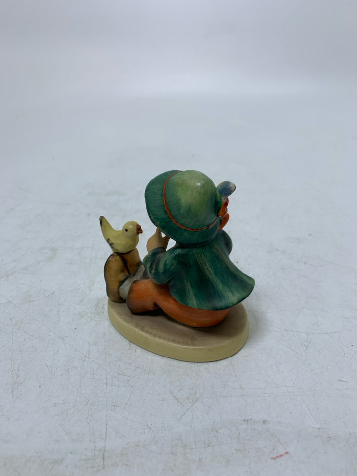VTG HUMMEL "SINGING LESSON" #63 FIGURINE.
