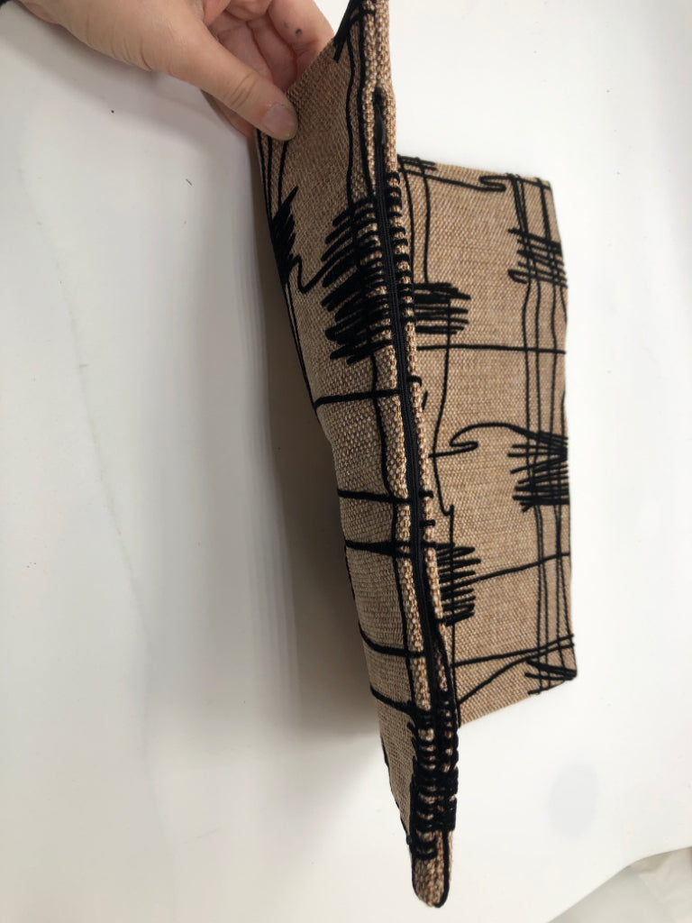 BEIGE TAN/BLACK ABSTRACT SCRIBBLE GEOMETRIC TEXTURED PILLOW COVER.