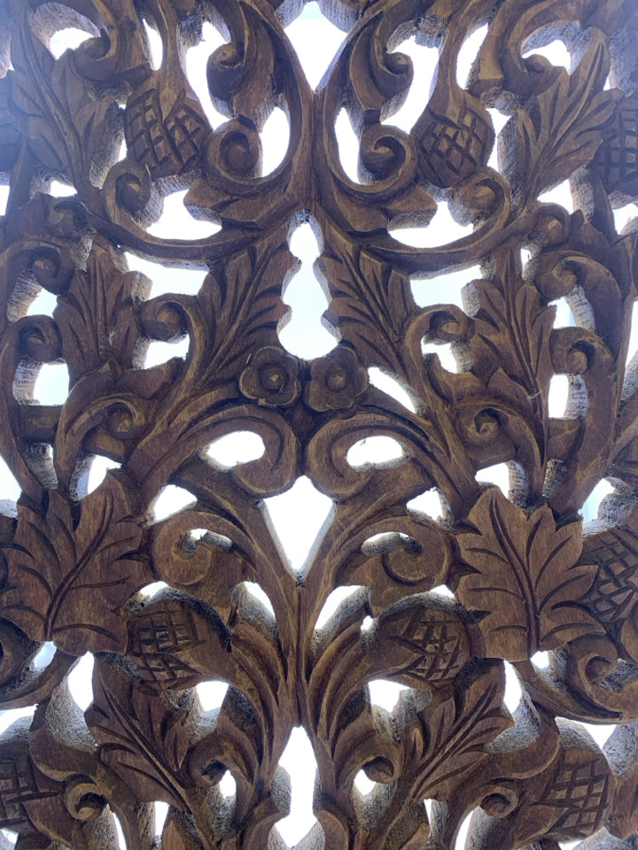 LARGE WOOD CARVED DECOR PIECE.