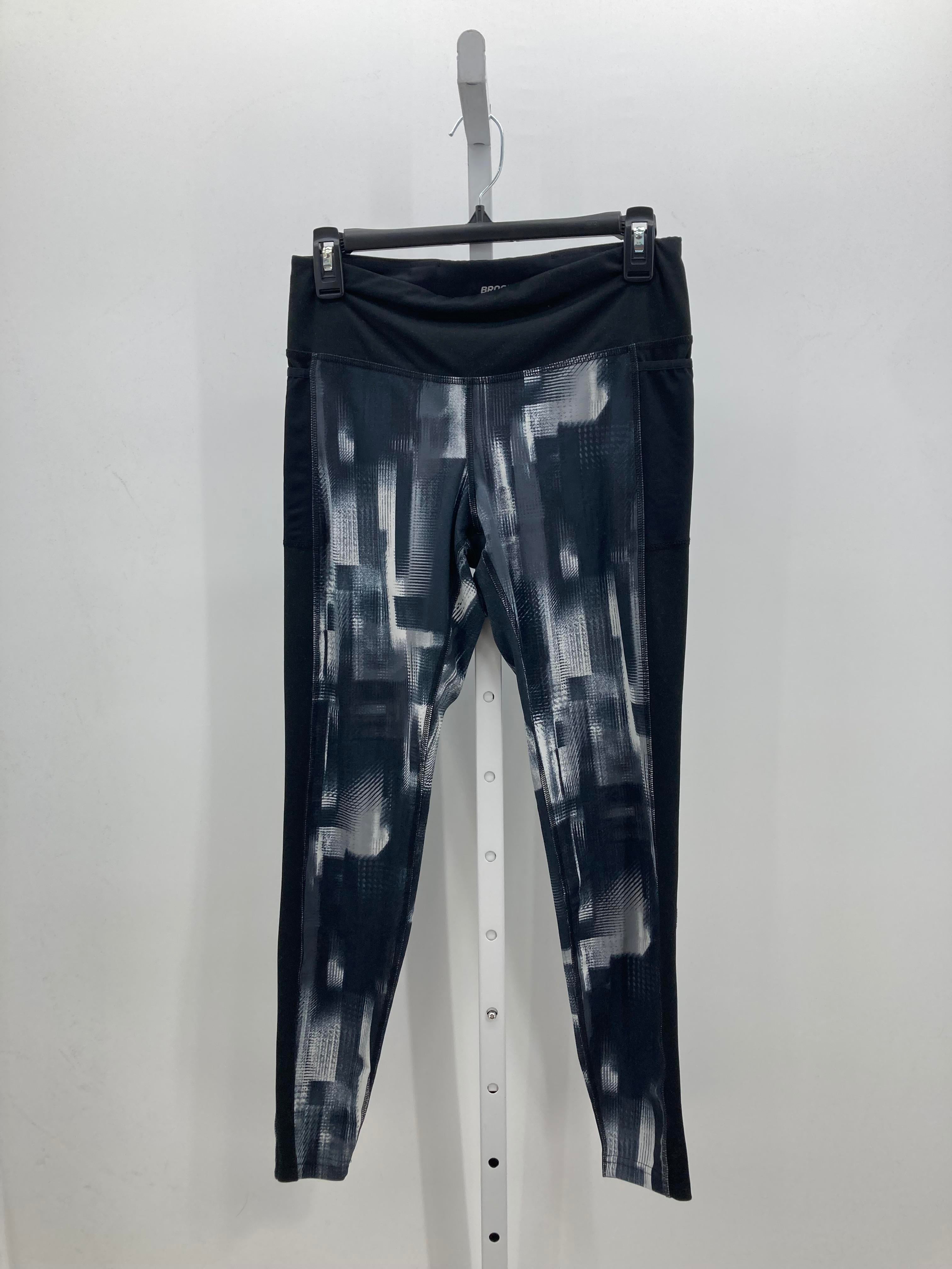 Brooks Size Medium Misses Leggings