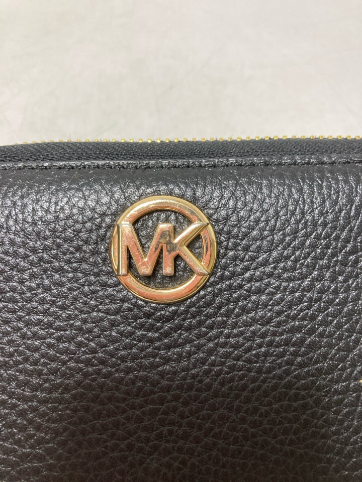 Michael Kors Fulton Pebbled Smartphone Wallet *No Wristlet Strap