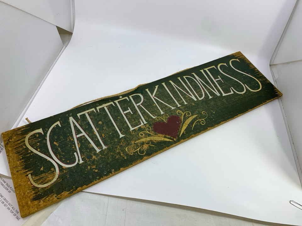 PRIMITIVE "SCATTER KINDNESS" GREEN WALL HANGING.