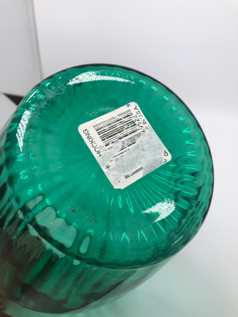 LG GREEN GLASS VASE.