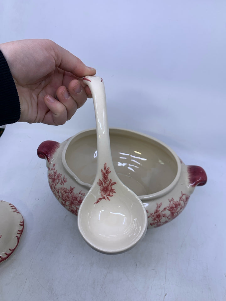 IVORY & RED FLORAL CERAMIC W/ SPOON.