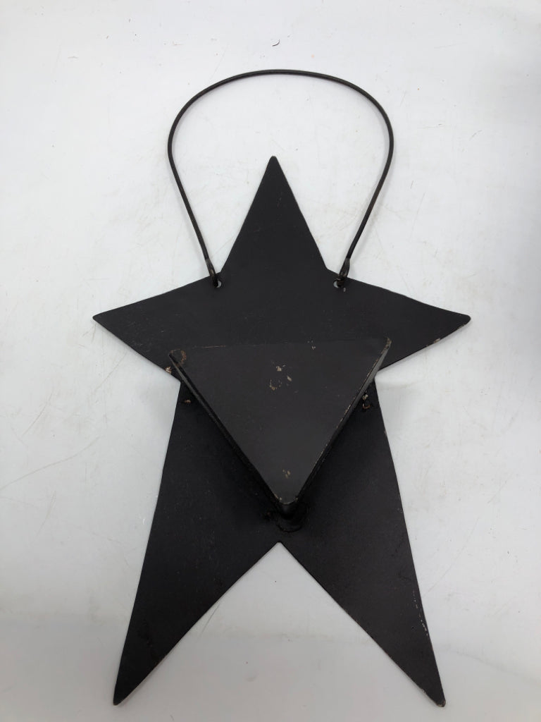 BROWN METAL STAR WALL POCKET.